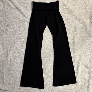 Black Yoga Pants / Flared Leggings